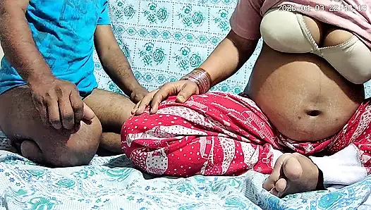 Hintli öğretmen ve öğrenci sınıfta seks yapıyor 29755