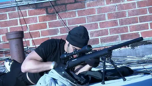 Cewek tetek besar disetubuhi di van