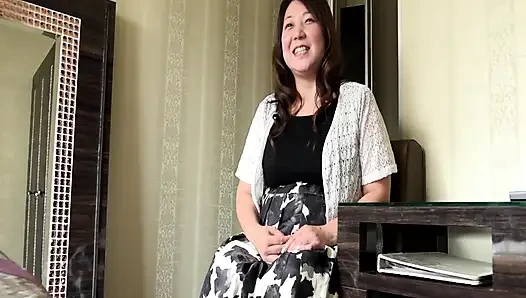 Tombul Japon orta yaşlı seksi kadın