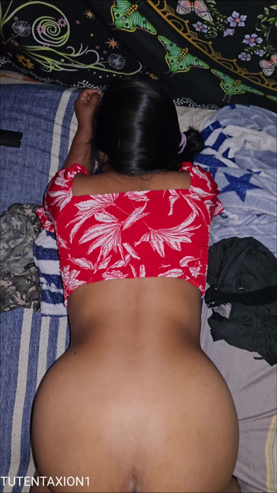 SISTER-IN-LAW WITH A GOOD ASS GETS PENETRATED | Clip 1