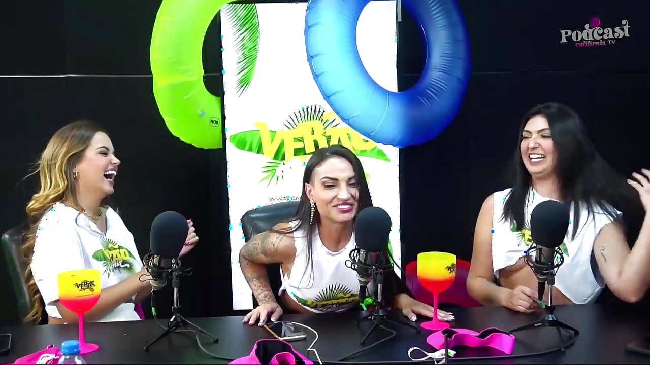 Pagode Da Ofensa - Ep. Summer California: Agnes, Clara Wellen and Monique Bertolini