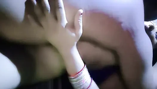 Pacar India disetubuhi di malam hari