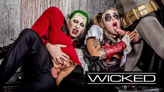 Wicked - Harley Quinn neukt joker &amp; Batman