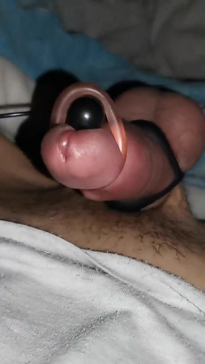 メンバーは長くは持たず、強力な振動ですぐに絶頂した。|クリップ2