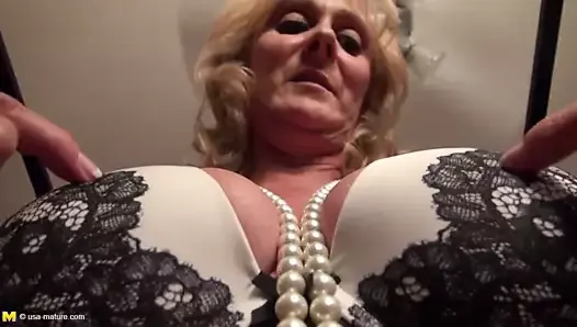 Old granny so hungry for a good fuck