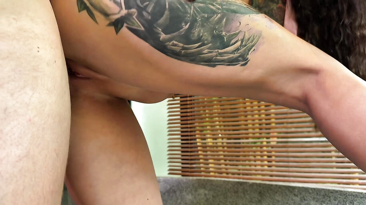 Morning sex is better than training, she used my sexy equipment for its intended purpose