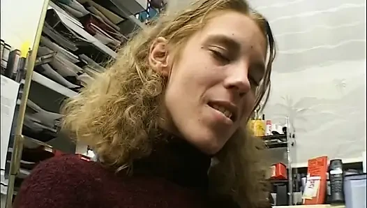 Blonde Does It During Working Hours