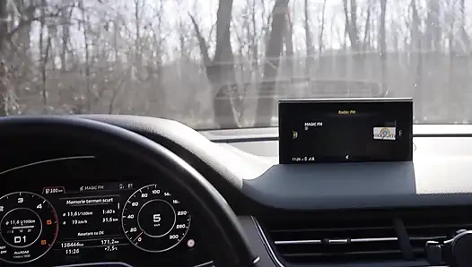 MILF Pirang Terangsang Ingin Kacau Dan Menyemprotkan Seluruh Tubuh