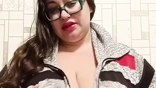 Büyük göğüsler sever misin?