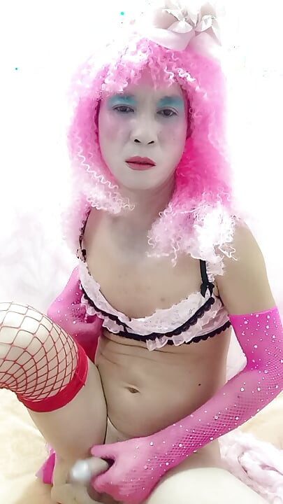 Oanh Le shemale memakai selfie porno seksi