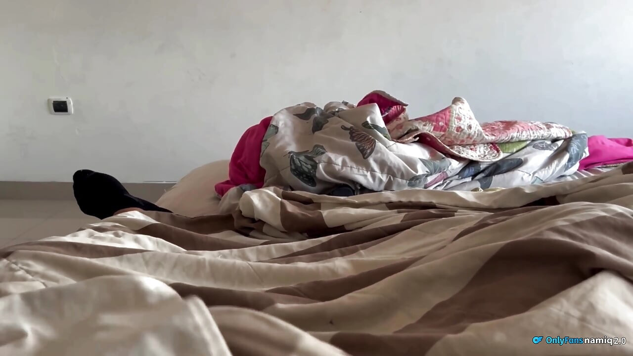 我继父的继女来问我奇怪的事情