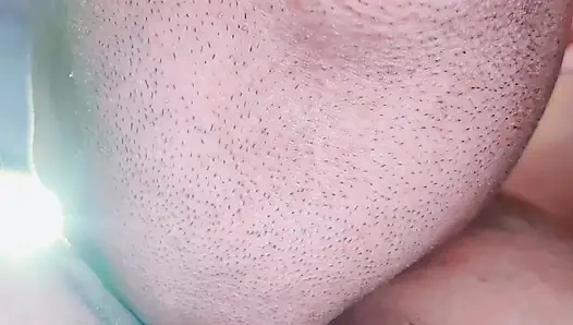 (Srilankan Sinhal Voice) seksi öğretmen edepsizce konuşuyor ve personelle sikişiyor..