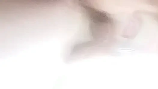 Моя жена в отпуске на два дня.Так что мы занимаемся любовью, каждый момент мы дорожим