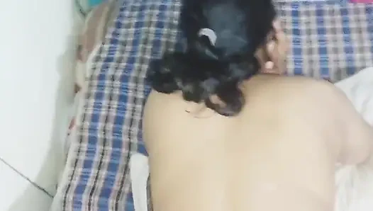 Тугой анальный трах в первый раз, видео с хардкорным трахом в задницу дези бхабхи