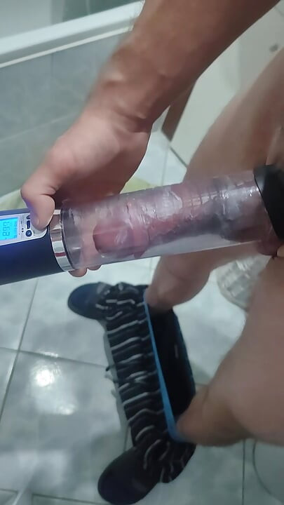 Pompaj în penisul meu