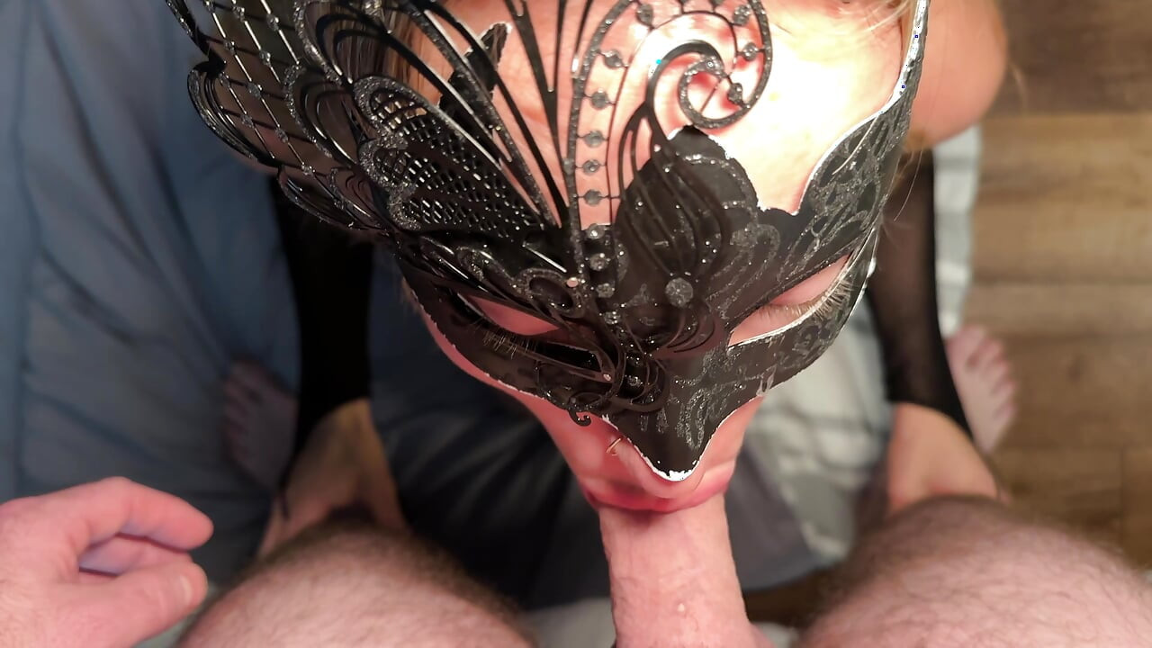 Sucking dick and swallowing a big load!