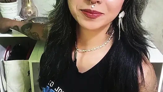 Конь курит со мной