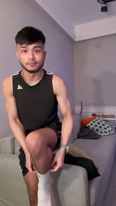 Asian boy Fit-in time