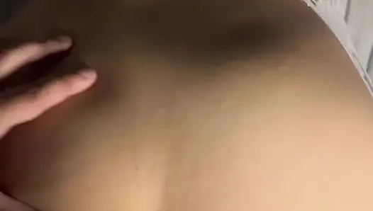 Ich konnte endlich die freundin meiner freundin ficken, als sie zur arbeit ging