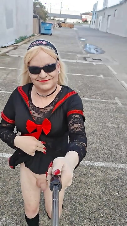 Sissymandy punainen merimiesmekko