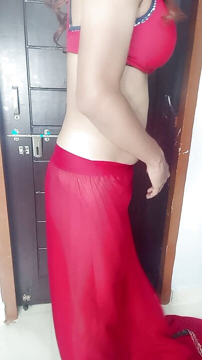 Indian stepmom seduce stepmom wearing infront of red saree removing