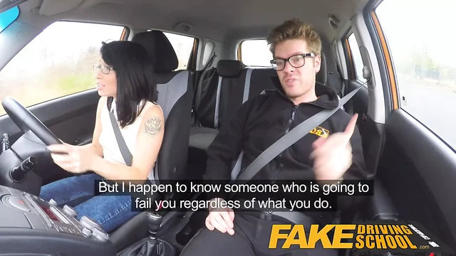 Fake Driving School Wild Ride для миниатюрной британской азиатки