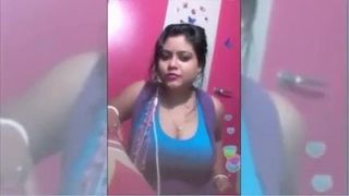 Bigo indienne, Tiya, gros seins sexy