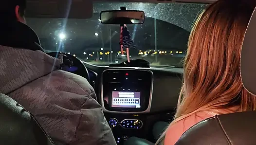 Ein doppelter blowjob im auto meiner freundin, SCHMUTZIGE MORBIDE MÄDCHEN