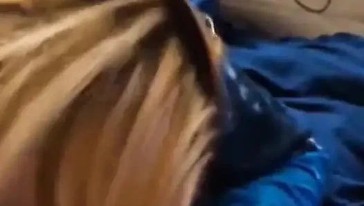 Hot, sexy, handjob berubah jadi jilat, nyepong, nyepong kontol sampai becek! Lihat aku membuatnya mengerang!