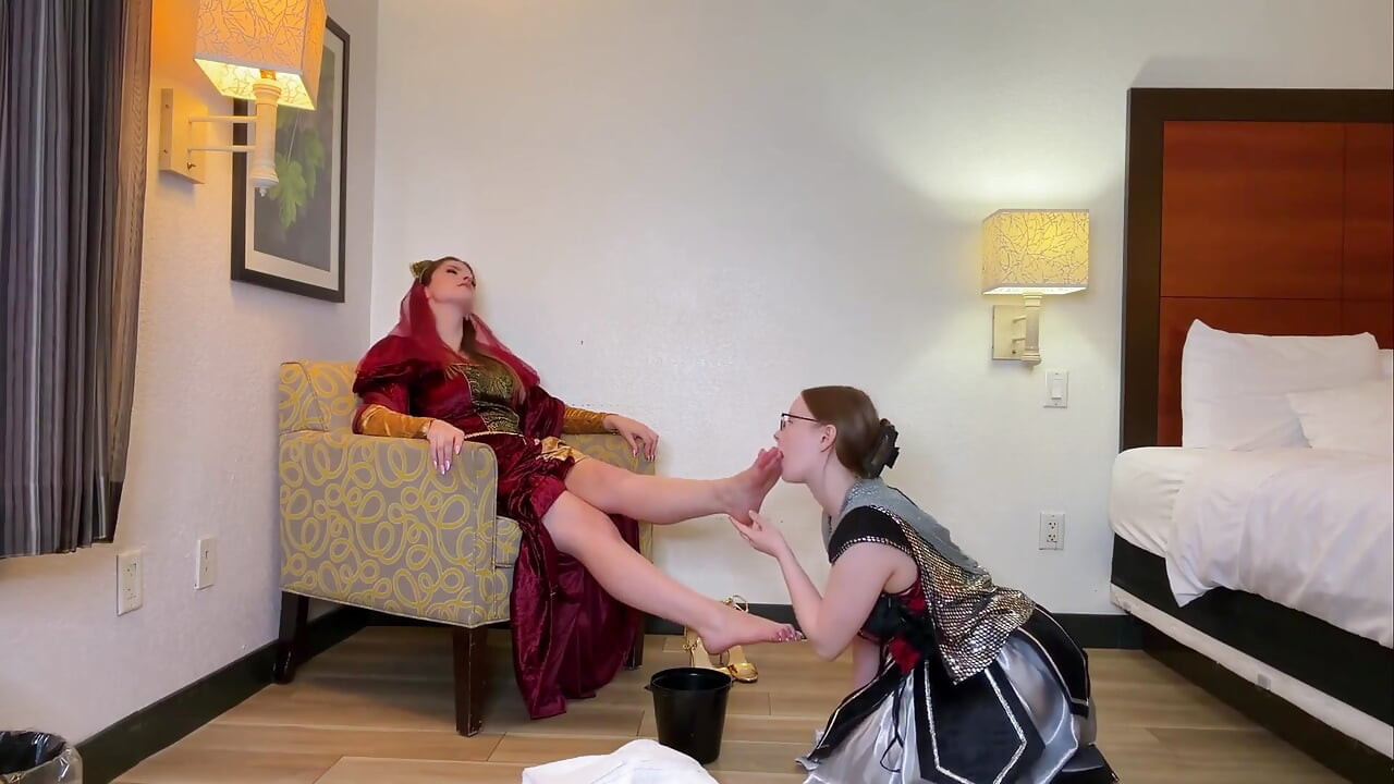 Tessa & Kat's Medieval Foot Worship 4K POV Devotion Awaits!