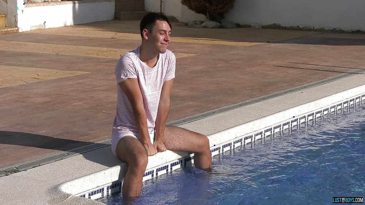 Stroking in the Sun with Maxxie