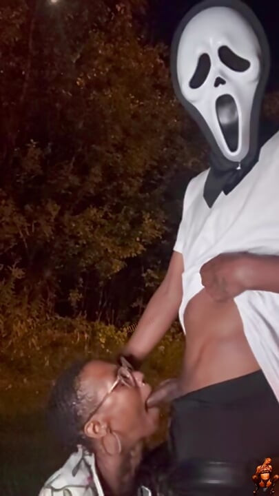 Barbie Charlie cosplay fantasma cara