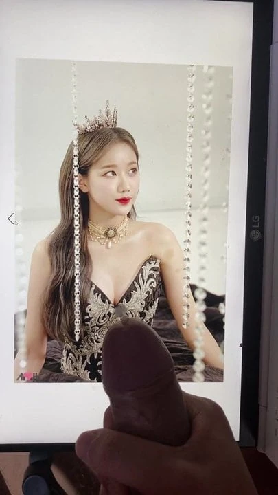 Lee naeun(april) cumtribute