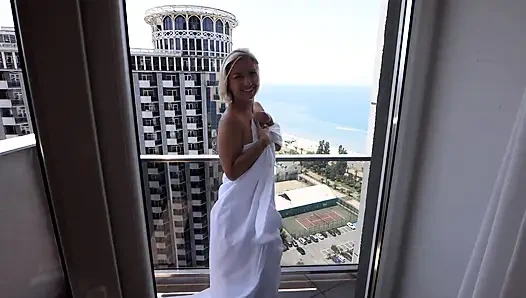 Секс в отпуске, жестко трахнутая жена