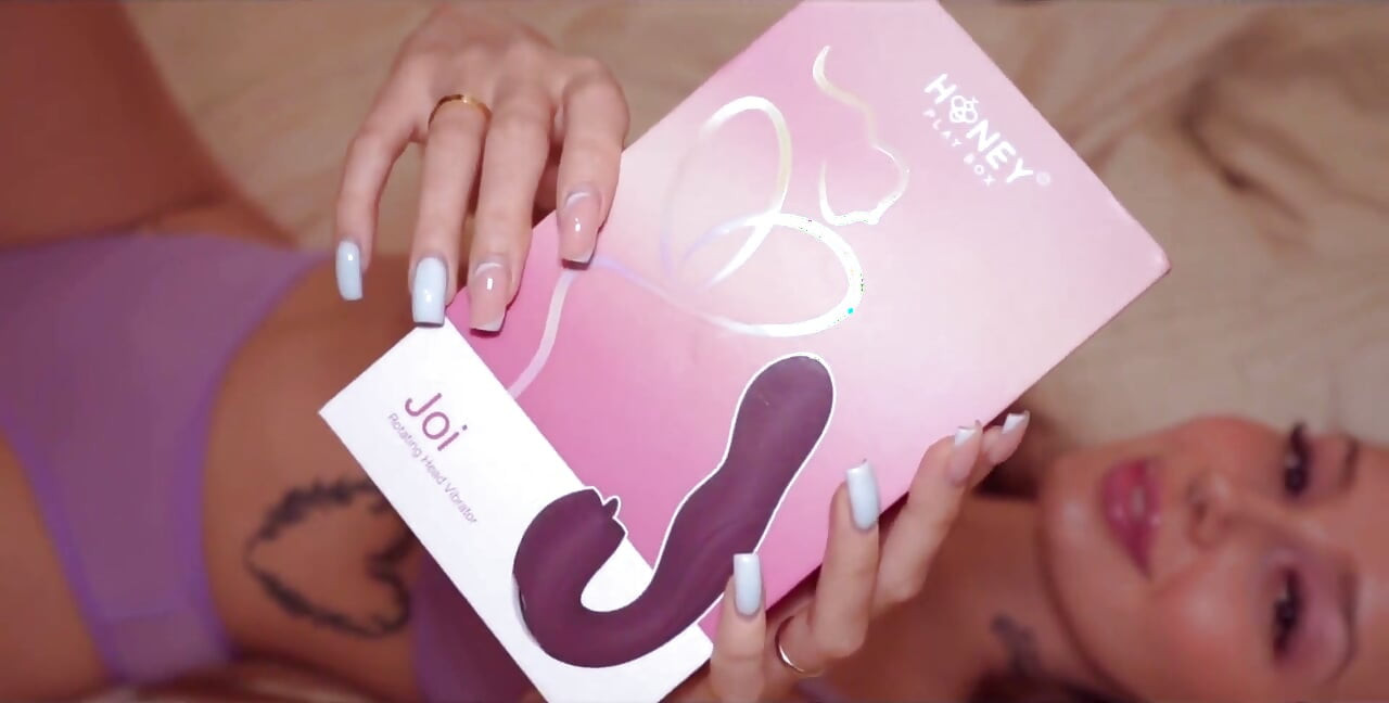Mit nye legetøj fra Honeyplaybox får mig til at komme hårdt