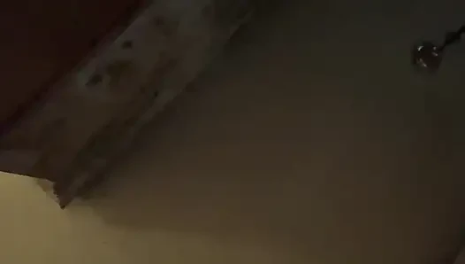 Büyük göğüslerimi em