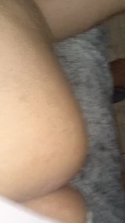 กระหรี่ในชุดช่วยให้ตูดฉันง่าย คลิป 2