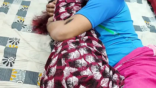 Göt yalama ve öpüşme romantizmi ile ateşli dudak kilidi