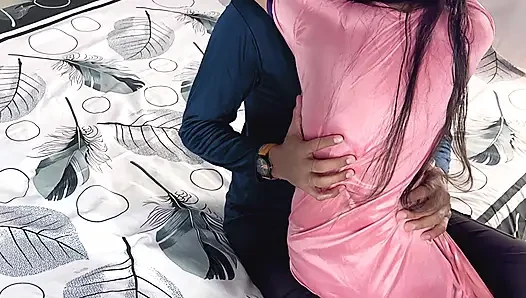 WIFE NE APNE PATI KO DIYA SURPRISE