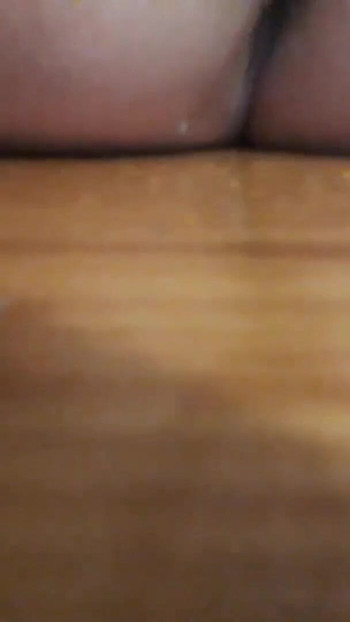 Jaw-dropping moment from "First time squirting - prvi put spricam"