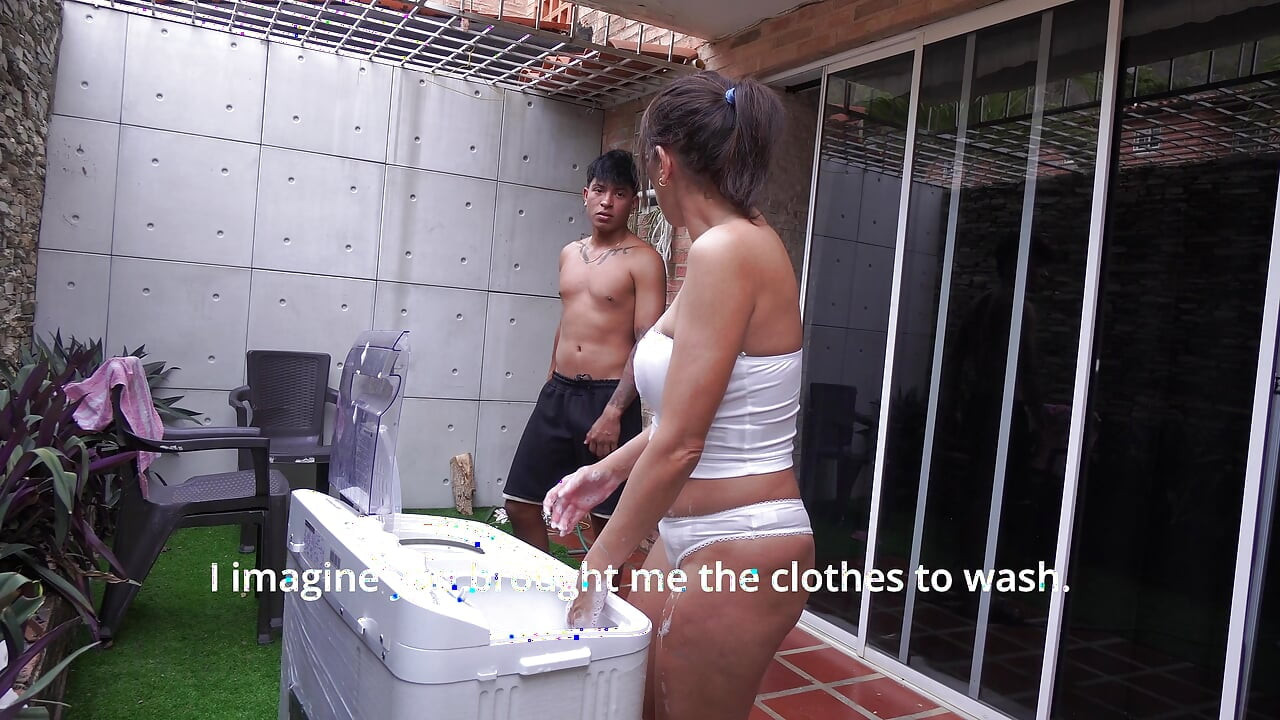Horny Stepson Hose-downs Busty Stepmom Alondra & Fills Her Mouth with Cum 4K