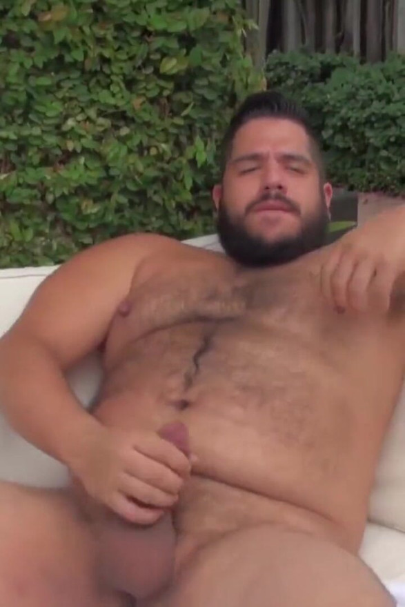BEARFILMS Hairy bear Lanz Adams barebacks Randy Taintmoore
