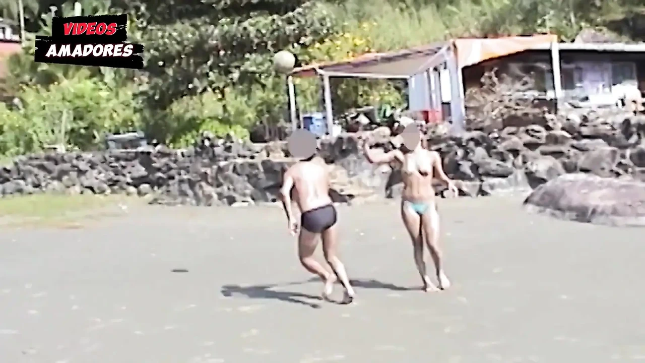 Hot Girls Take off Their Clothes on a Deserted Beach