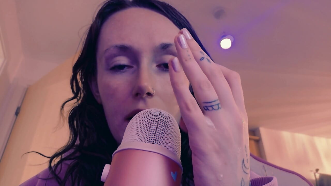 Dominatrix escupe Asmr, humillación de hidratación, diosa te ordena que tragues, Asmr
