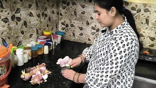 Puja Bhabhi 性爱博客第 2 集 2025 年 12 月