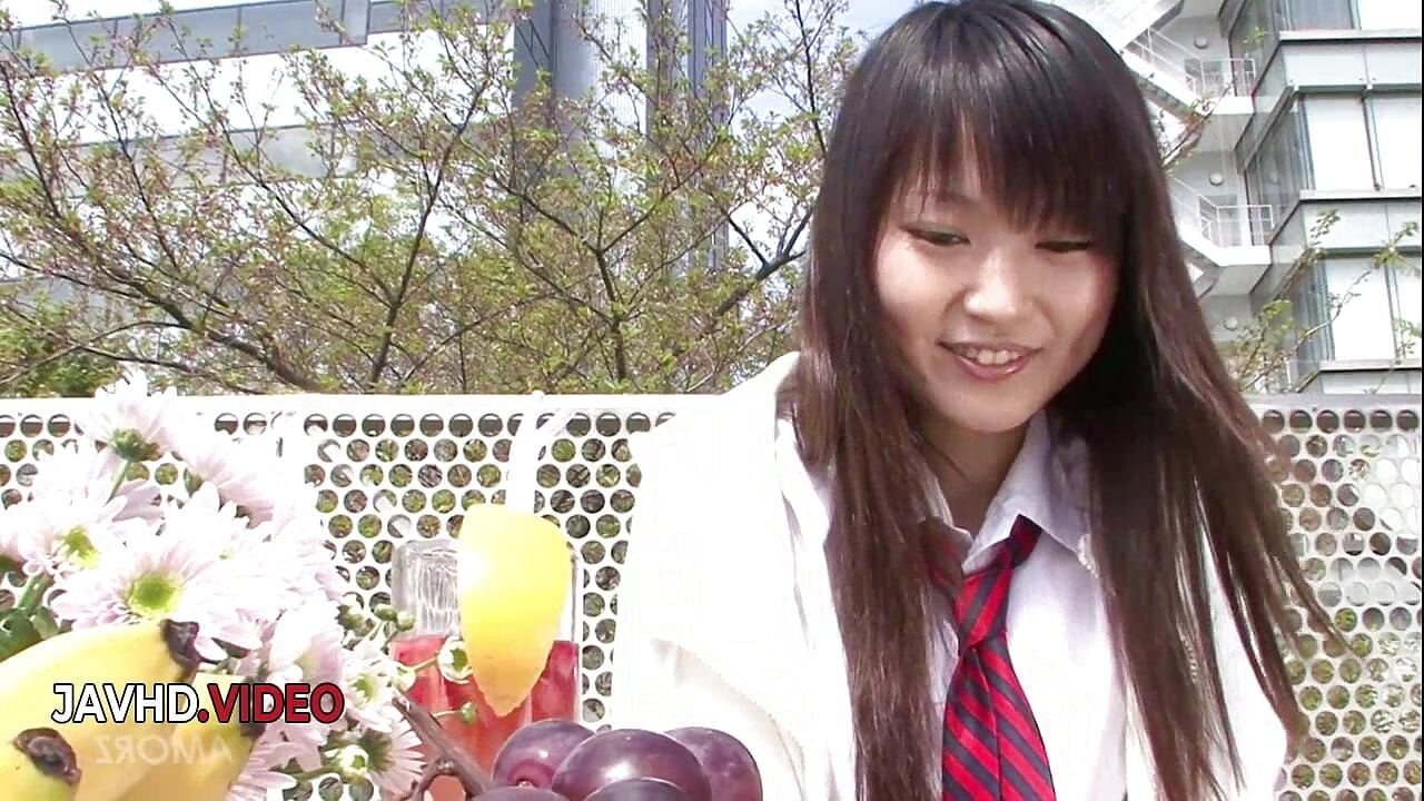 Sensual Asian Teen Ryo Asaka Pleasures Herself in the Shower