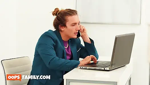 Busty MILF Natalia Starr gets her juicy cunt destroyed by stepson's cock