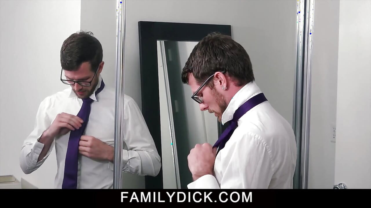 Daddy sticks his cock in stepsons mouth and ass before his meeting