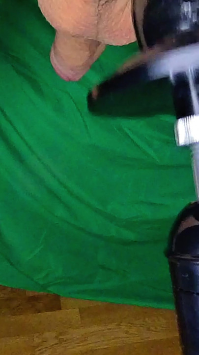 Cum with the car