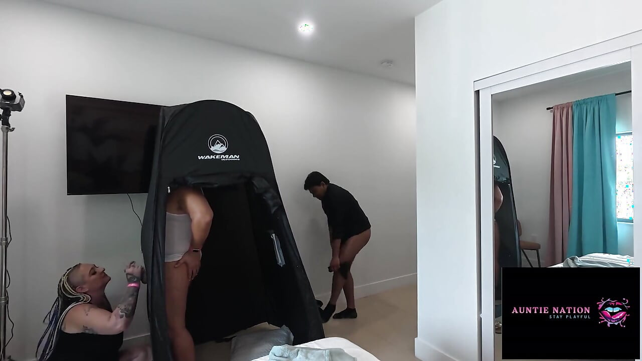 Double Glory Hole and Fan Fuck